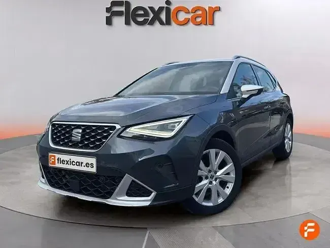 Usado Seat Arona Xperience 110 CV (80 kW) 2022 Azul SUV