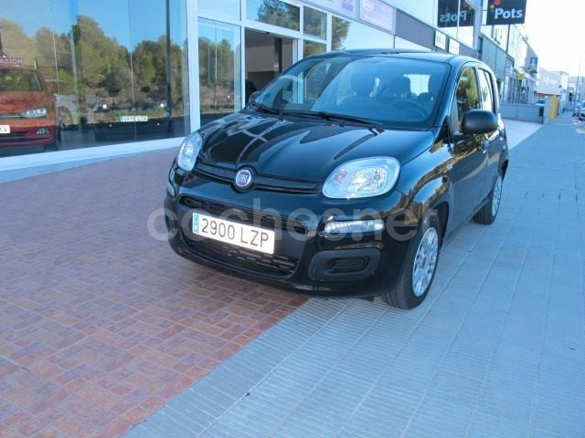 Usado Fiat Panda Cross Cross 70 CV (51 kW) 2022 Negro Utilitario