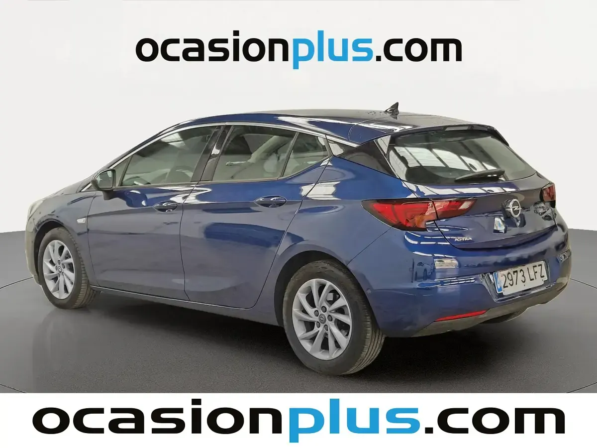 Usado Opel Astra Elegance 145 CV (106 kW) 2020 Azul Utilitario