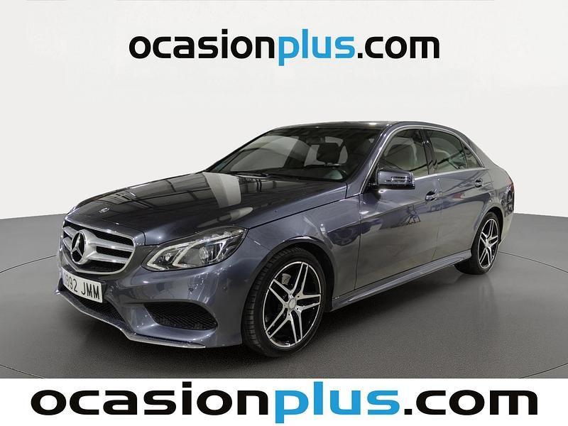 Usado Mercedes E220 170 CV (125 kW) 2016 Gris / plata Berlina