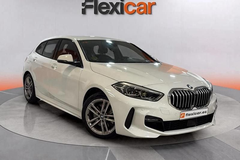 Blanco Usado 2021 BMW 118 Utilitario | 22.490 € (Precio justo) - Imagen 1/4