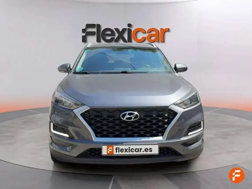 Usado Hyundai Tucson 132 CV (97 kW) 2020 Gris SUV