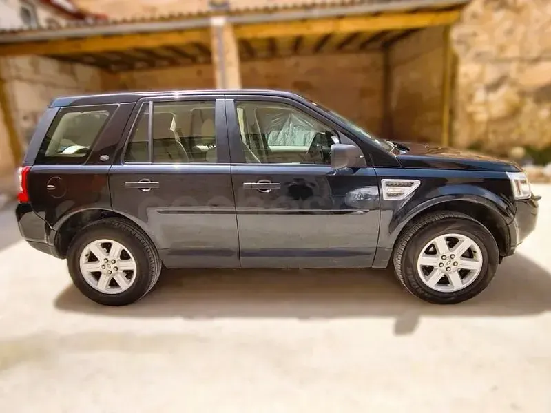 Usado Land Rover Freelander 2 S 150 CV (110 kW) 2012 Negro SUV