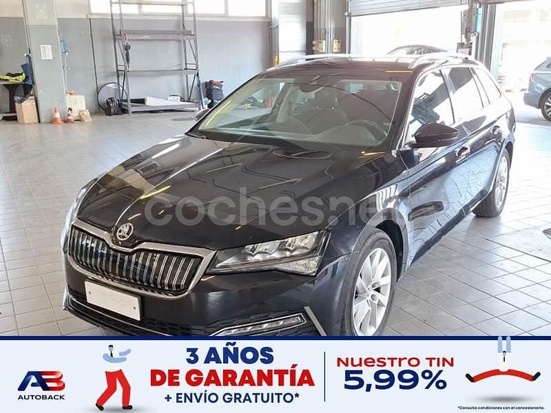 Negro Usado 2021 Skoda Superb Familiar | 20.550 € (Precio justo) - Imagen 1/3