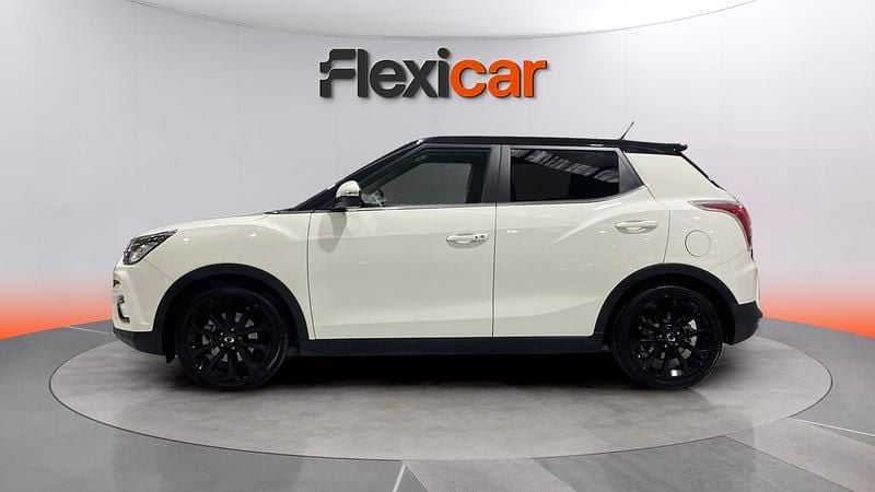 Usado Ssangyong (KGM) Tivoli Limited 163 CV (119 kW) 2019 Blanco SUV
