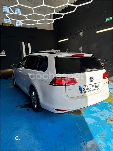 Usado VW Golf VII Business 110 CV (80 kW) 2014 Blanco Familiar