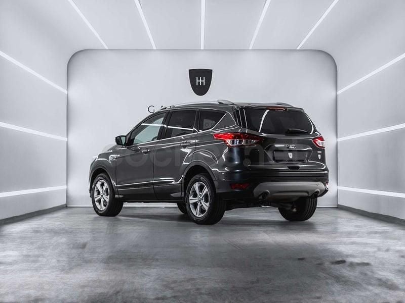 Usado Ford Kuga Trend 150 CV (110 kW) 2014 Gris / plata SUV