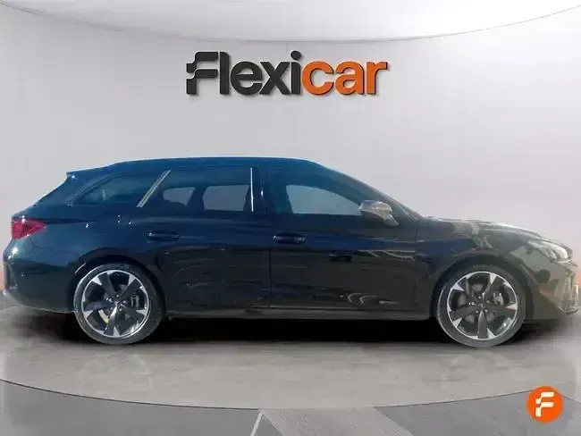 Usado Cupra Leon 204 CV (150 kW) 2025 Negro