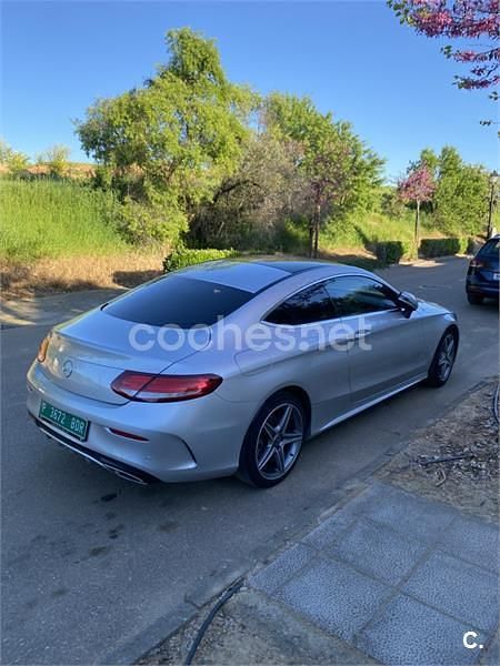 Usado Mercedes C180 156 CV (114 kW) 2017 Gris / plata Coupe