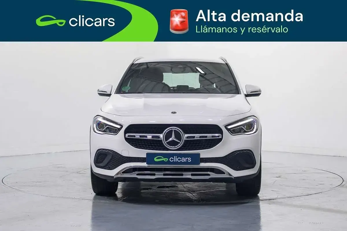 Usado Mercedes GLA200 150 CV (110 kW) 2023 Blanco SUV