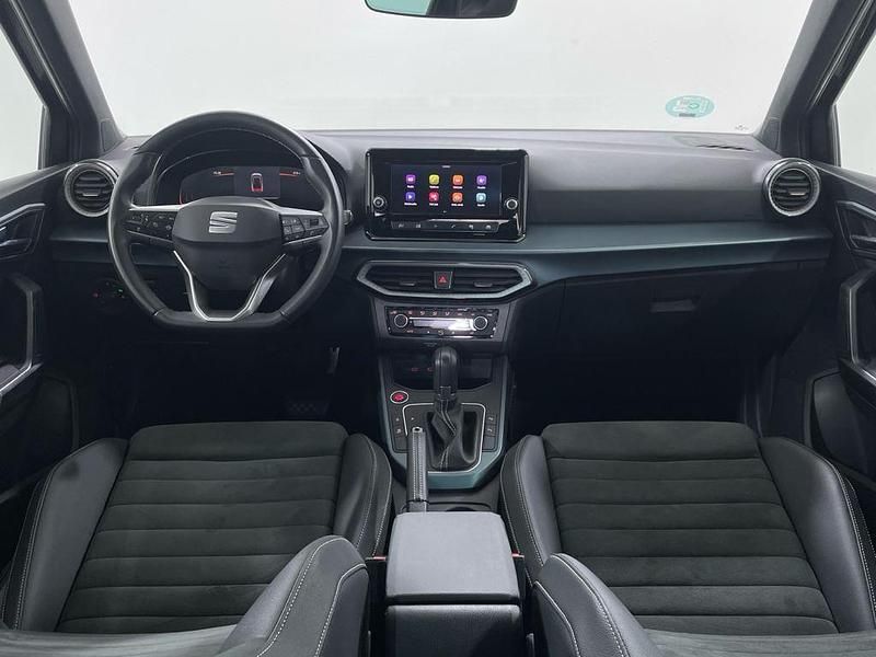 Usado Seat Arona Xperience 115 CV (84 kW) 2025 Gris SUV