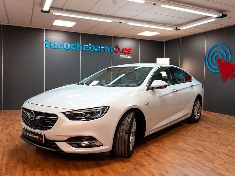 Blanco Usado 2017 Opel Insignia Excellence Berlina | 10.750 € (Un poco caro) - Imagen 1/4