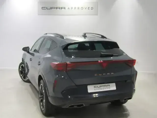 Usado Cupra Formentor 150 CV (110 kW) 2025 Gris SUV
