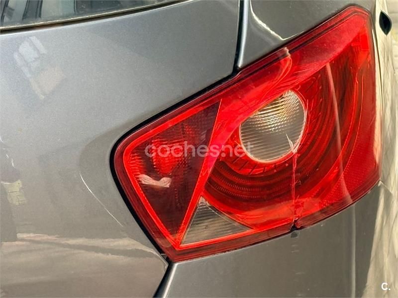 Begagnad Seat Ibiza I-Tech 105 HK (77 kW) 2014 Grå Sedan