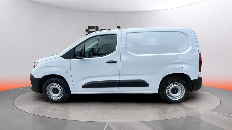 Usado Peugeot Partner 102 CV (75 kW) 2025 Blanco Monovolumen