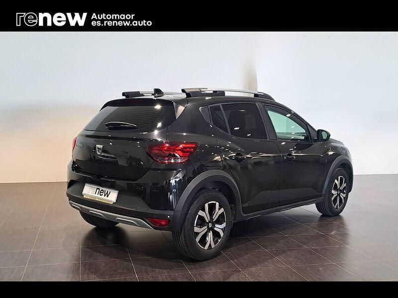 Usado Dacia Sandero Comfort 91 CV (66 kW) 2022 Negro Berlina