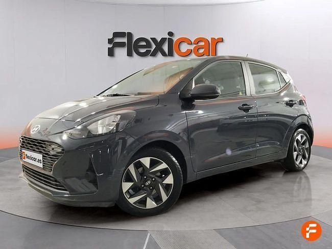 Usado Hyundai i10 67 CV (49 kW) 2023 Negro Utilitario