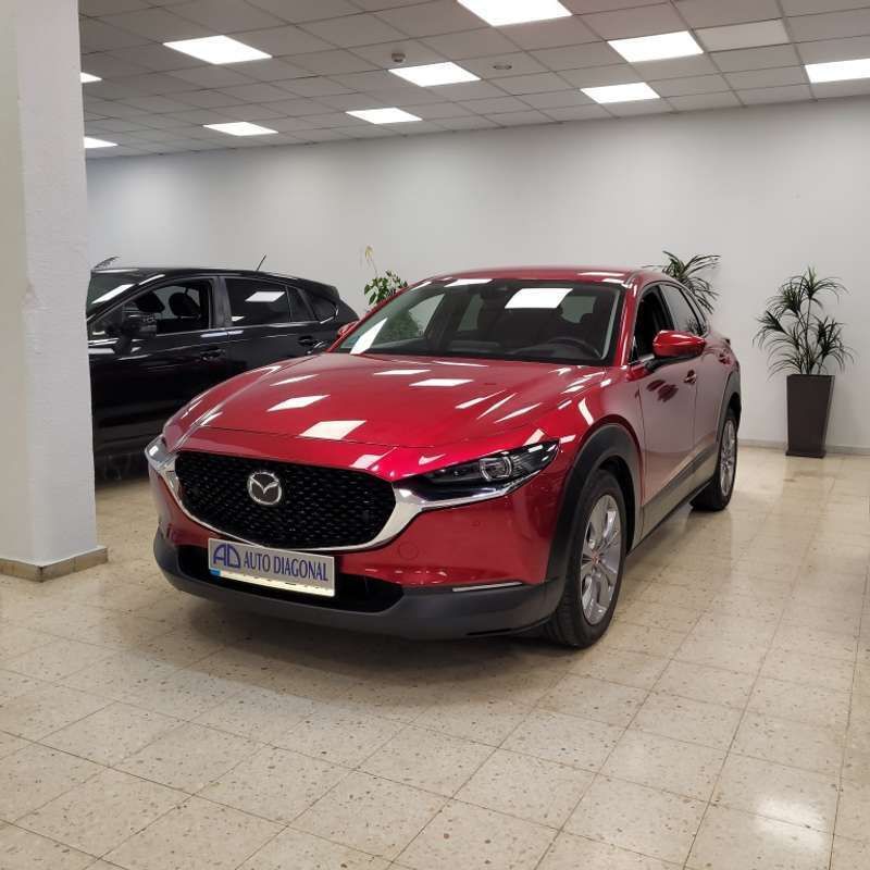 Rojo Usado 2021 Mazda CX-30 Homura-Line SUV | 24.900 € (Un poco caro) - Imagen 1/4