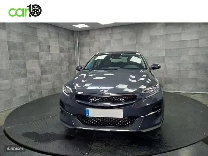 Usado Kia XCeed 141 CV (103 kW) 2021 Gris SUV