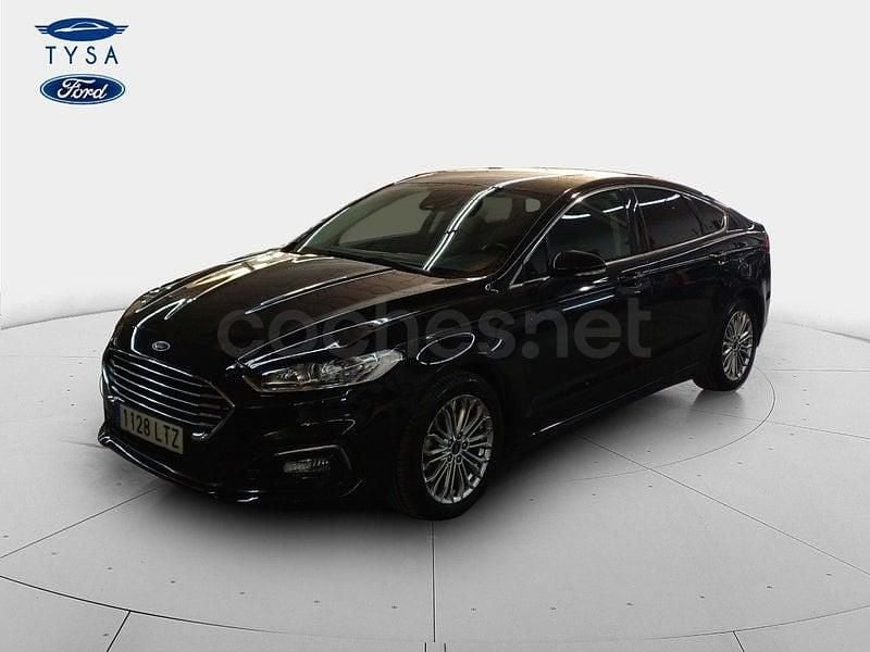 Usado Ford Mondeo Titanium 150 CV (110 kW) 2021 Negro Berlina