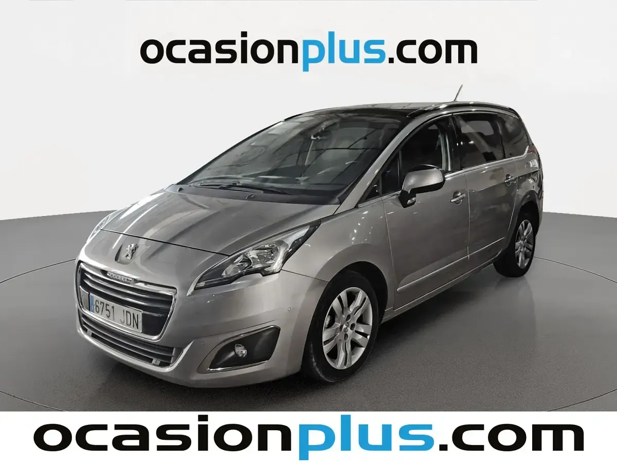 Usado Peugeot 5008 Allure 150 CV (110 kW) 2015 Monovolumen
