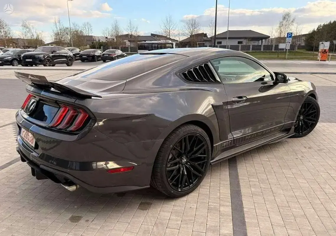 Käytetty Ford Mustang Fastback 290 HP (213 kW) 2019 Harmaa Coupe - kaksiovinen