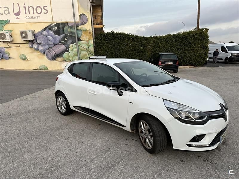 Blanco Usado 2019 Renault Clio IV LIMITED Berlina | 8750 € (Buen precio) - Imagen 1/4