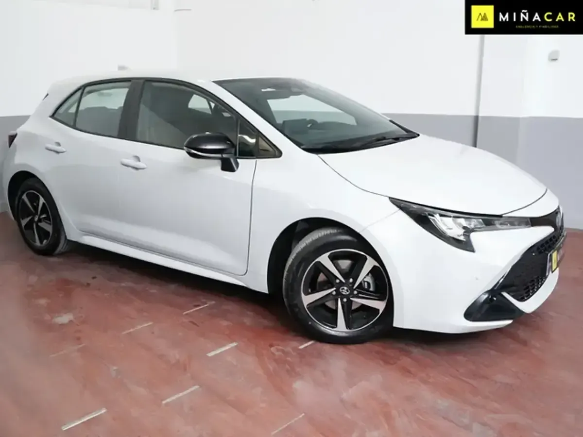 Usado Toyota Corolla Active 140 CV (102 kW) 2025 Gris
