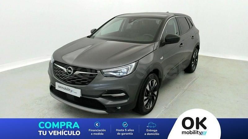Usado Opel Grandland X Ultimate 224 CV (164 kW) 2021 Gris / plata SUV