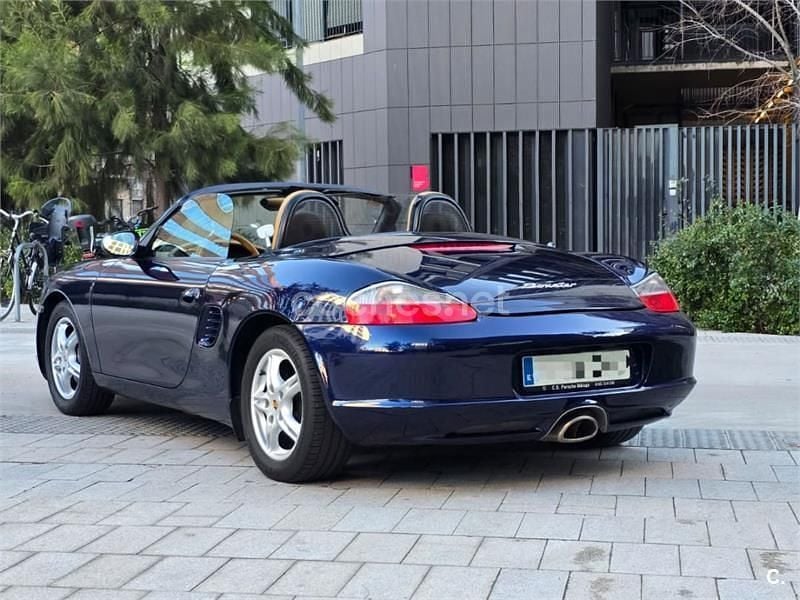 Käytetty Porsche Boxster 228 HP (167 kW) 2004 Sininen Avoauto