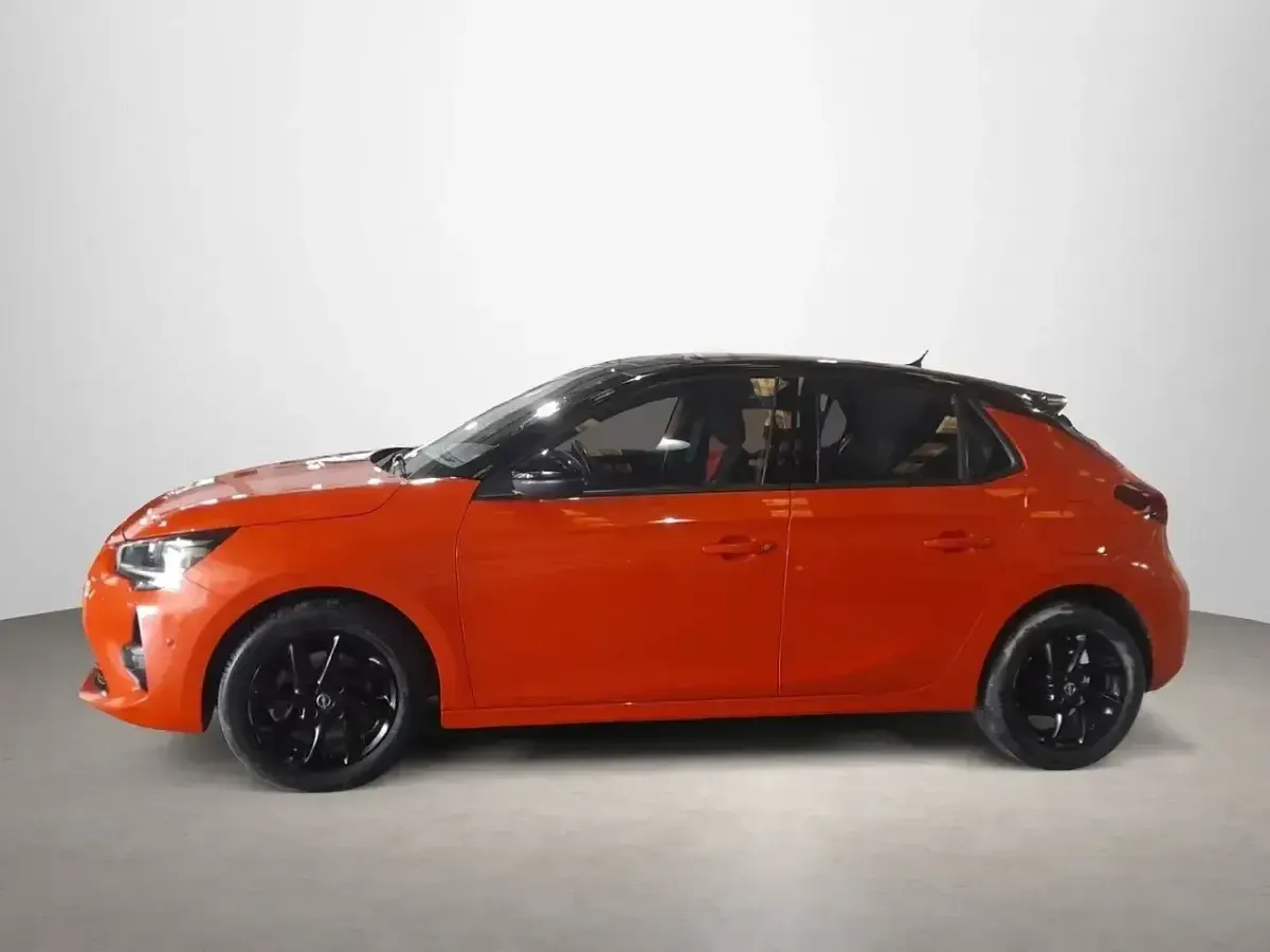 Usado Opel Corsa GS Line 101 CV (74 kW) 2022 Naranja Utilitario
