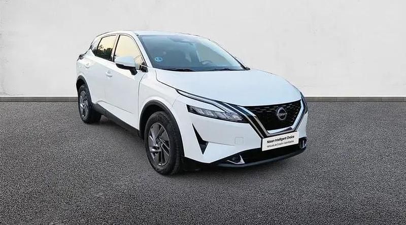 Usado Nissan Qashqai Acenta 158 CV (116 kW) 2024 Lunar white (perlada) SUV