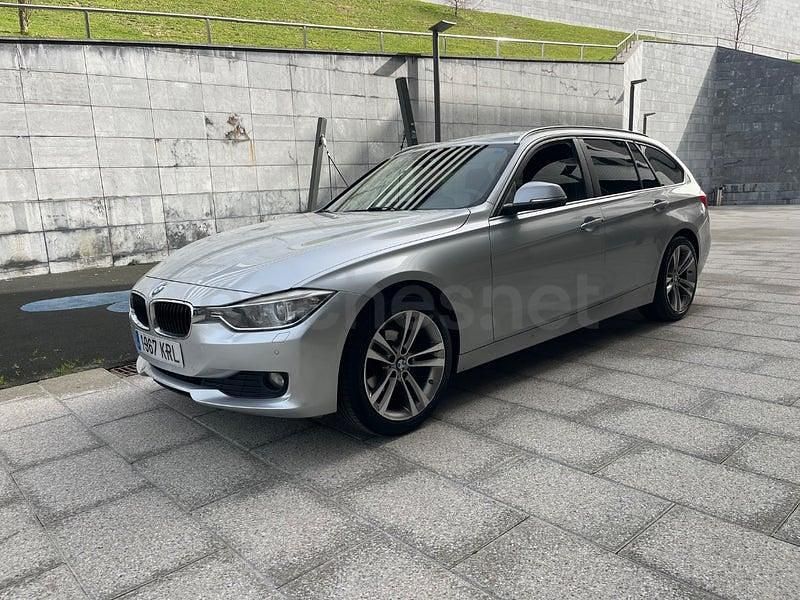 Usado BMW 318 Comfort Edition 143 CV (105 kW) 2014 Gris / plata Familiar