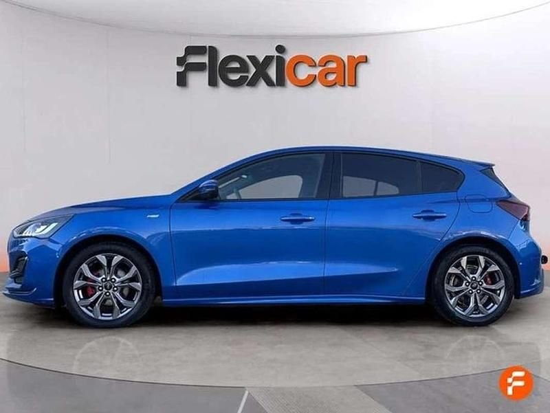 Usado Ford Focus ST-Line 125 CV (91 kW) 2022 Azul Familiar