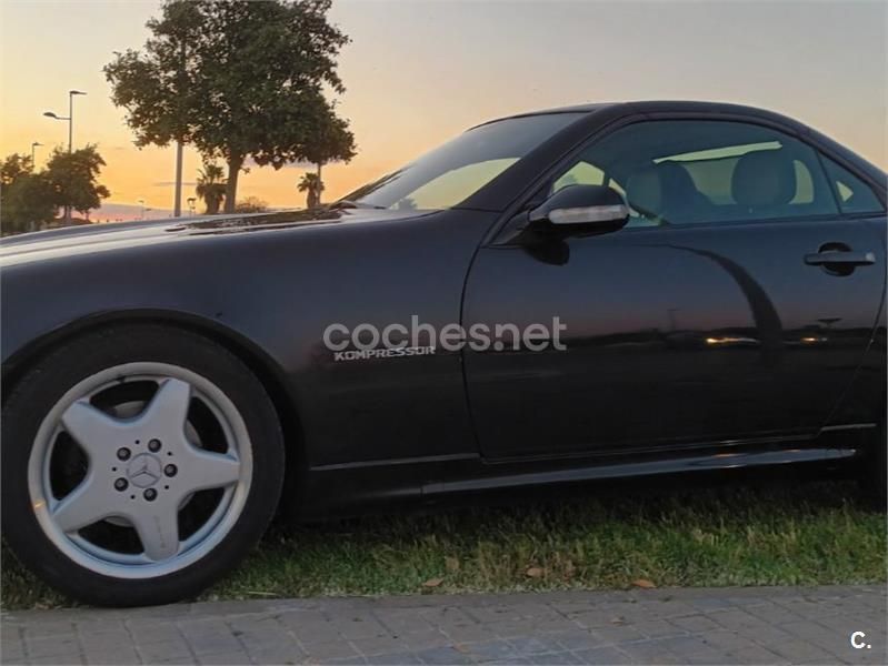 Negro Usado 2002 Mercedes SLK200 Descapotable | 6900 € (Precio justo) - Imagen 1/4