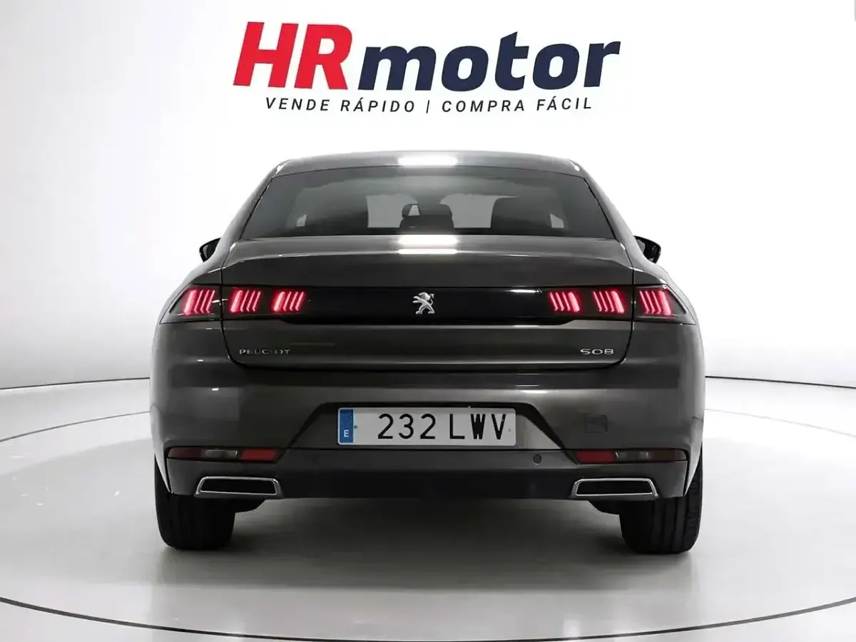 Usado Peugeot 508 Allure 131 CV (96 kW) 2020 Gris / plata Berlina