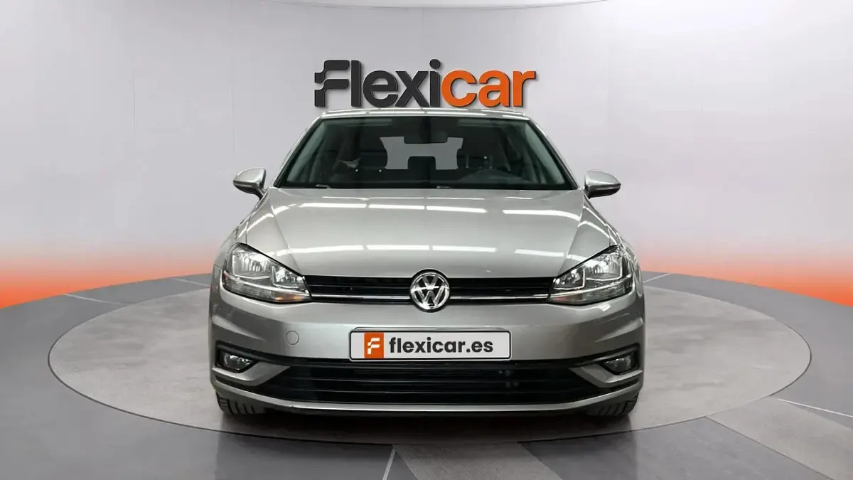 Usado VW Golf VII Advance 115 CV (84 kW) 2018 Gris Berlina