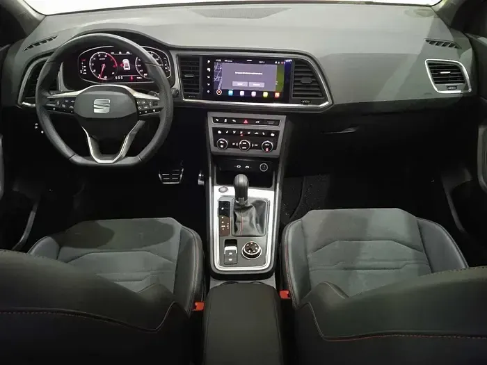 Usado Seat Ateca FR 150 CV (110 kW) 2025 Gris SUV