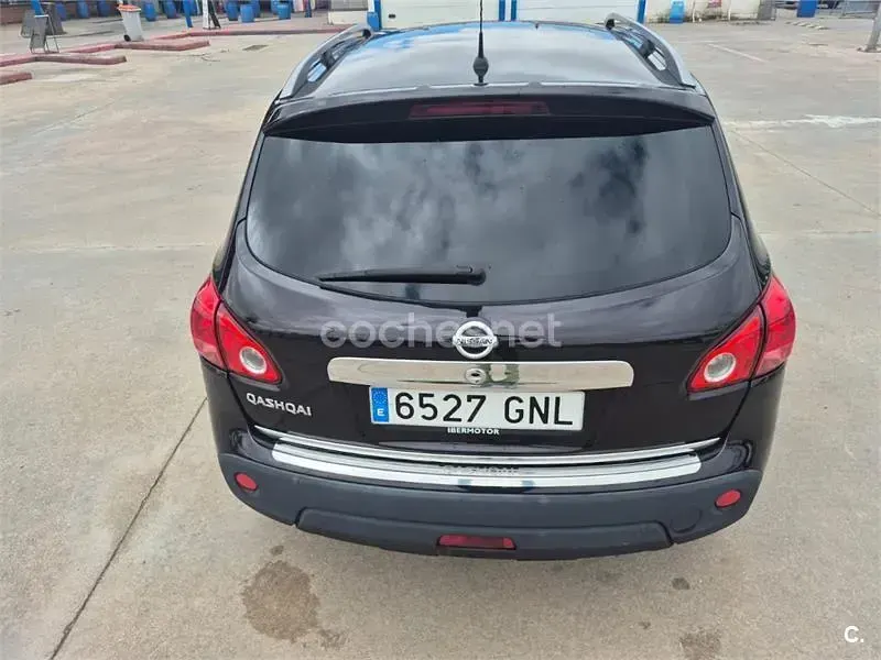 Usado Nissan Qashqai Tekna 140 CV (102 kW) 2009 Negro SUV
