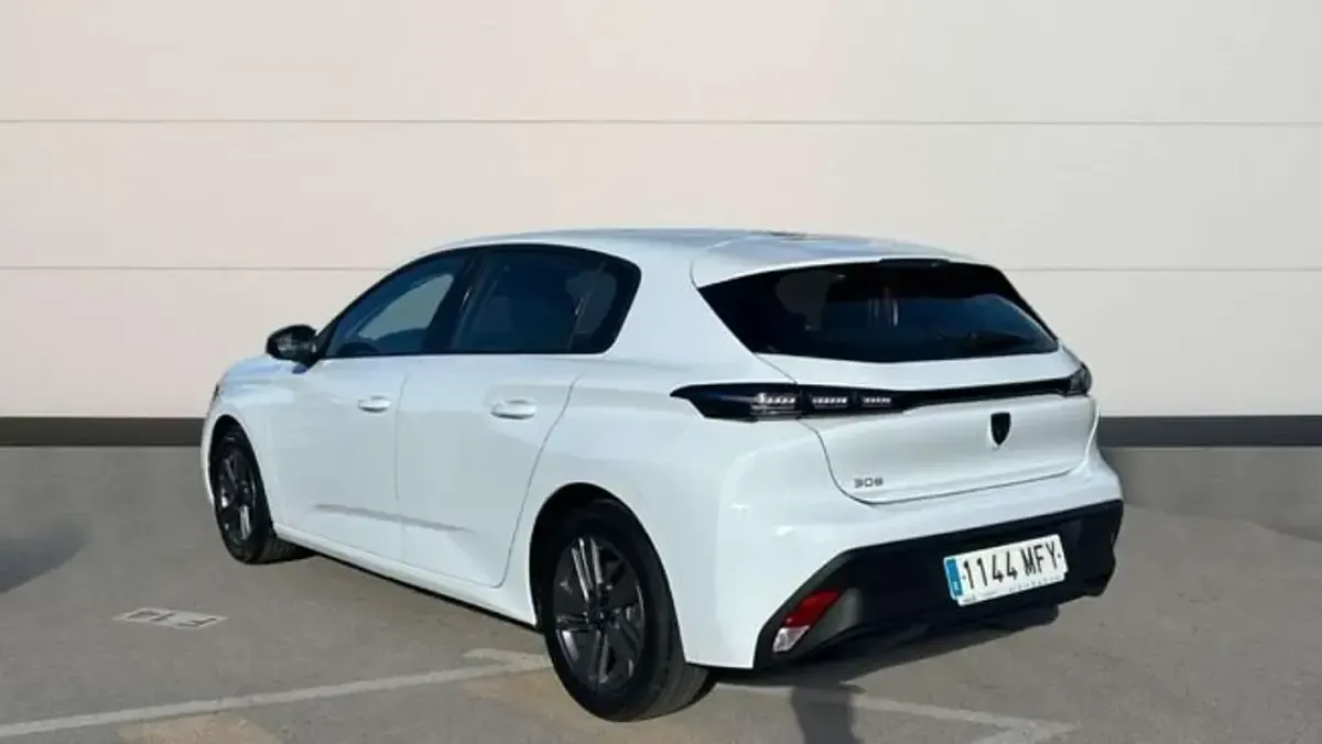 Occasion Peugeot 308 Active 131 ch (96 kW) 2023 Blanc Citadine