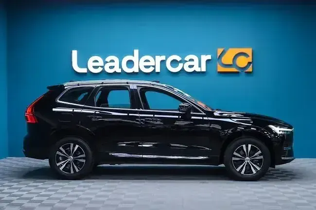 Usado Volvo XC60 Inscription 351 CV (258 kW) 2022 Negro SUV