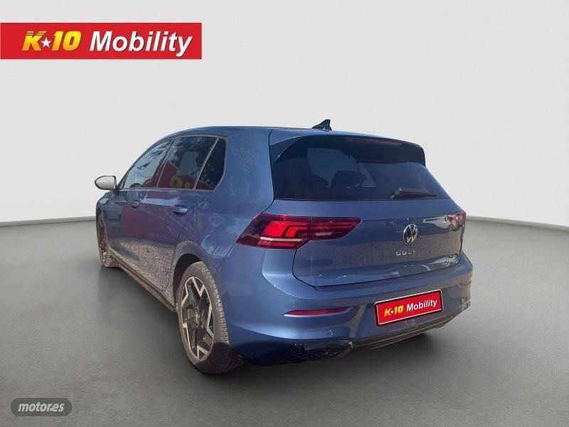 Usado VW Golf R-line 150 CV (110 kW) 2025 Azul Coupe