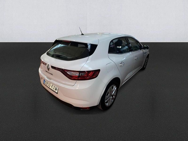 Usado Renault Mégane IV Business 115 CV (84 kW) 2019 Blanco Berlina