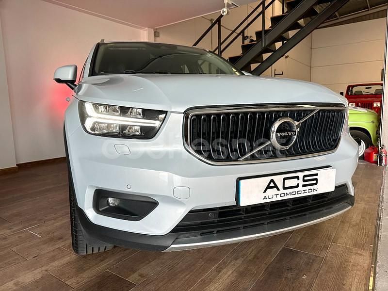 Usado Volvo XC40 Business Edition 150 CV (110 kW) 2020 Gris / plata SUV
