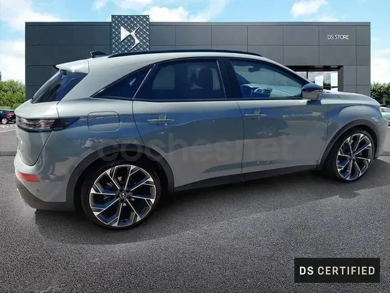 Usado DS Automobiles DS7 Crossback Opera 360 CV (264 kW) 2024 Gris / plata SUV
