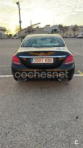 Usado Mercedes C220 AMG line 170 CV (125 kW) 2017 Negro Berlina