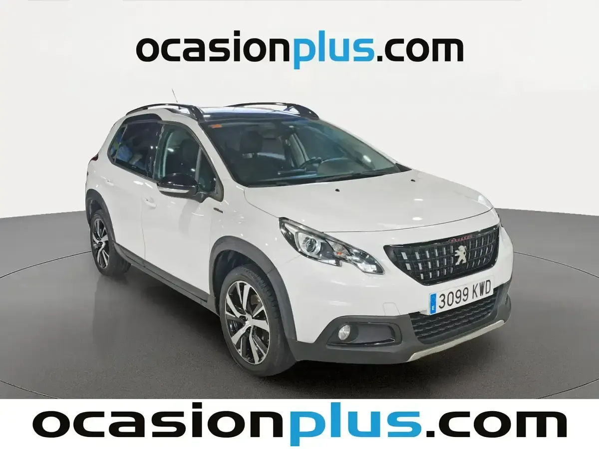 Usado Peugeot 2008 GT-line 130 CV (95 kW) 2019 Blanco SUV