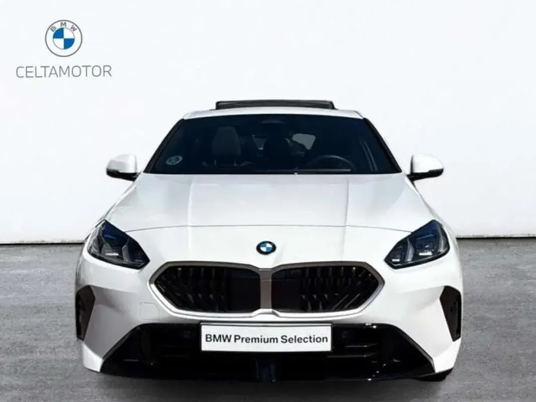 Usado BMW 118 Comfort Edition 150 CV (110 kW) 2025 Blanco Utilitario