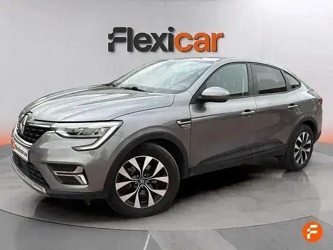 Usado Renault Arkana Equilibre 145 CV (106 kW) 2022 Gris SUV