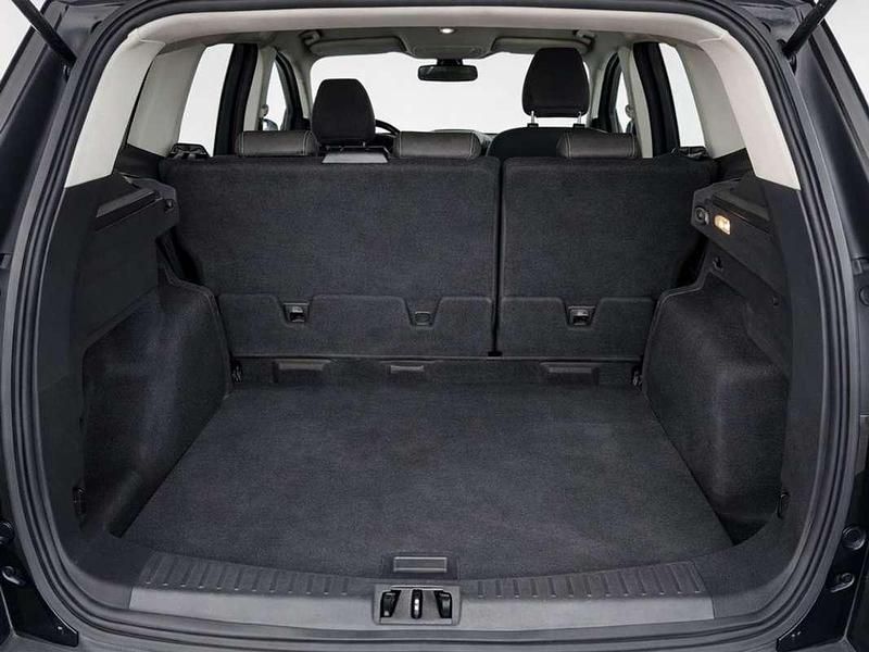 Usado Ford Kuga Titanium 121 CV (88 kW) 2018 Negro SUV